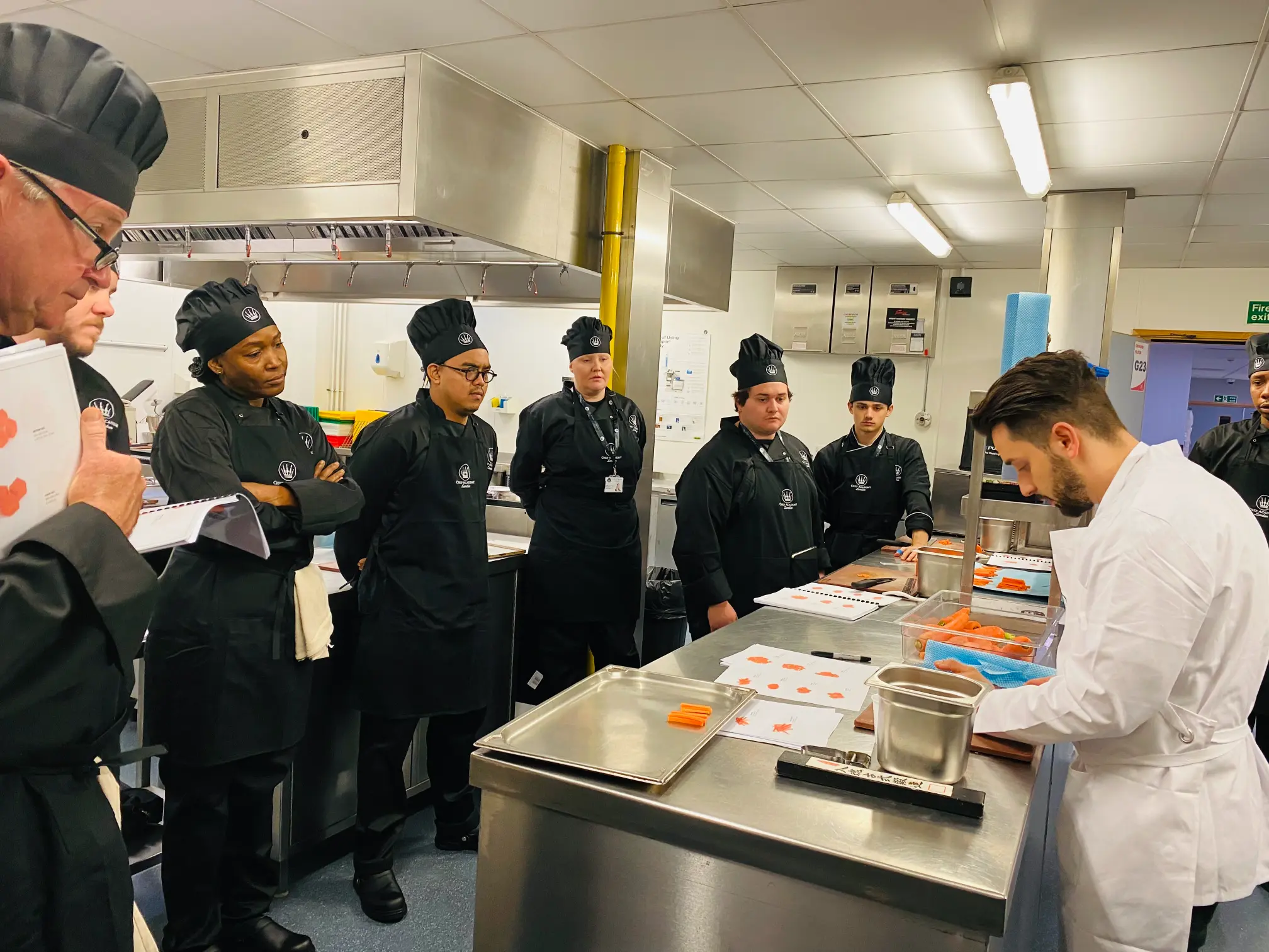 6B70DFF3-2266-4C38-B365-5161908B5AB6